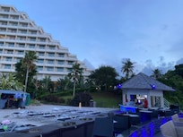 インフィニティプールサイド