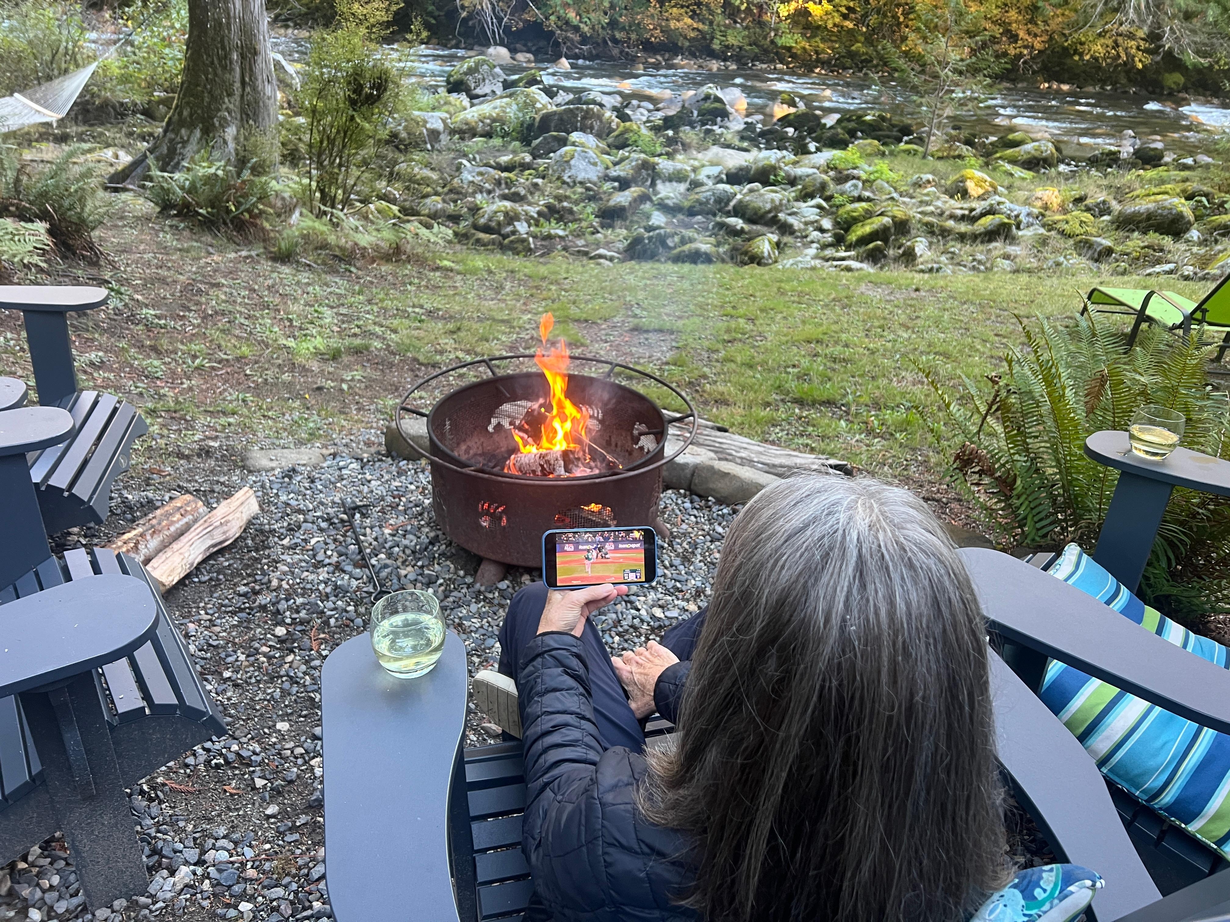 Watching the Mariners win game two of the ALCS