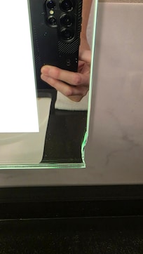Mirror chipped which i add a picture of because several items just had this kind of wear and tear.