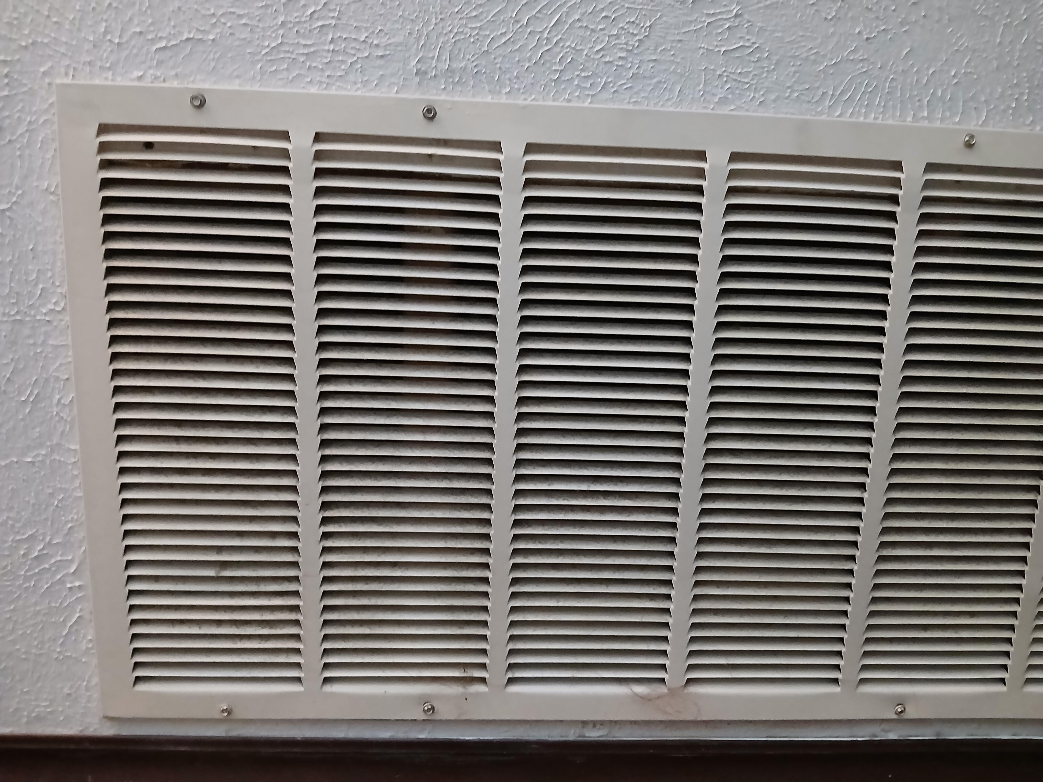 Air intake very dirty 