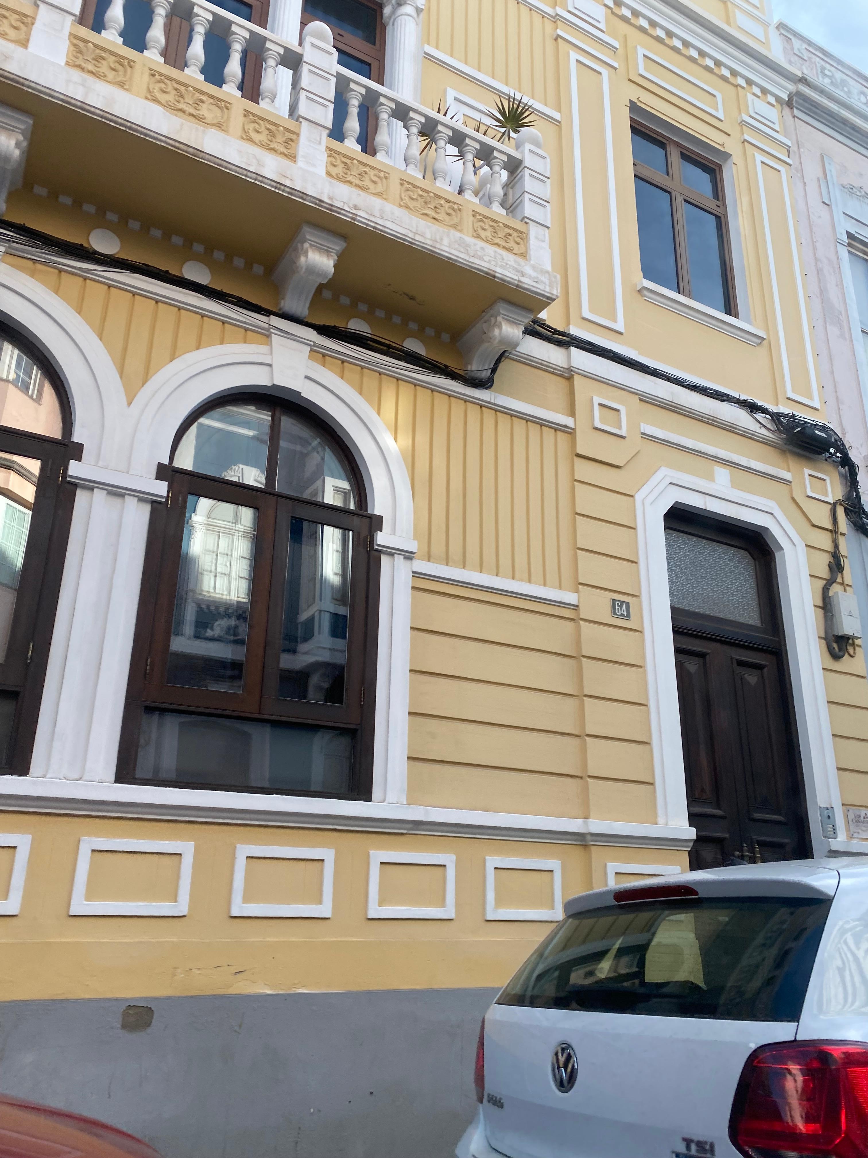 Guest house entrance 