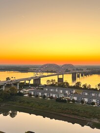 Utsikten från baren som var belägen högst upp i pyramiden.