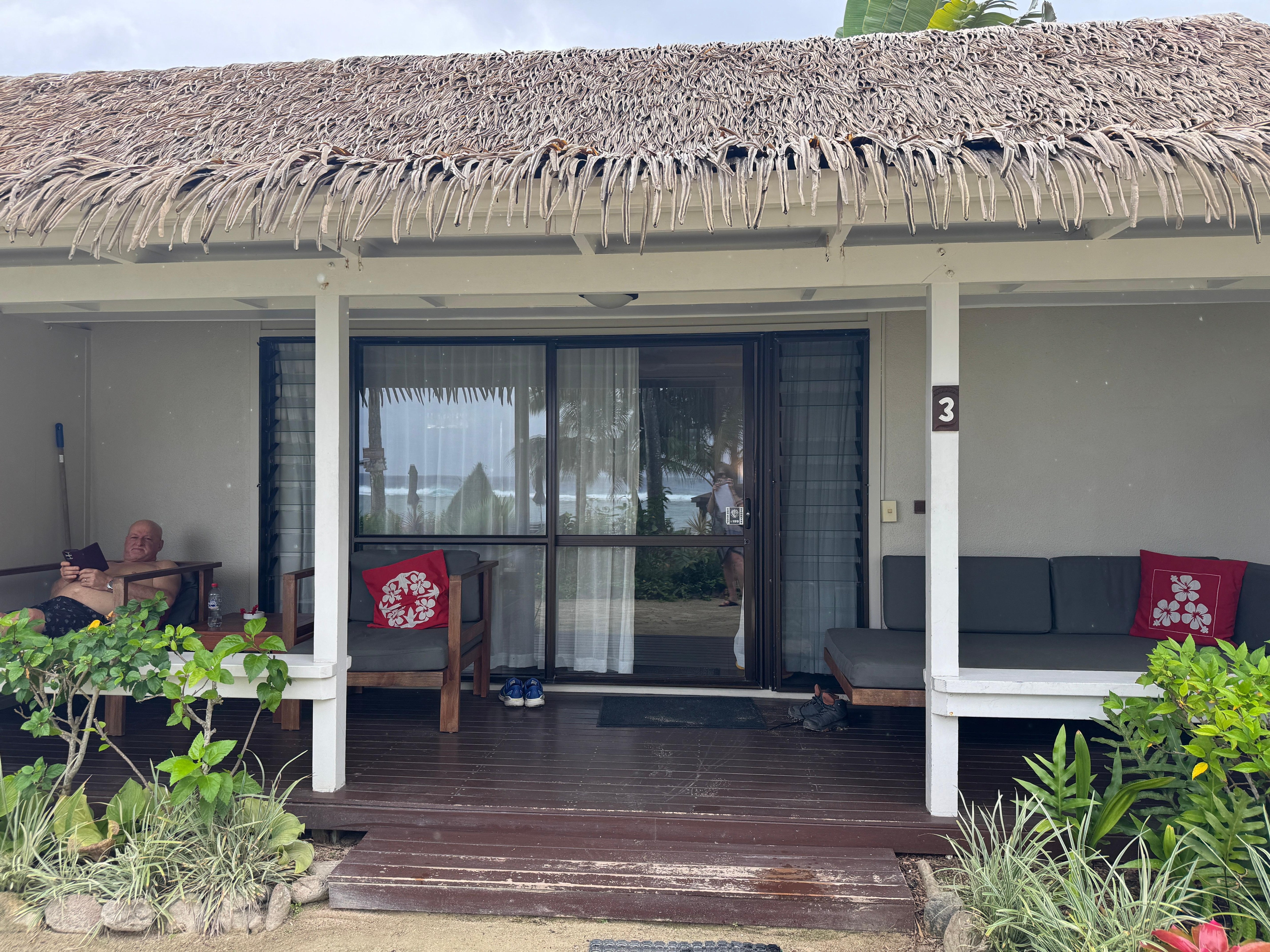 Nice size lanai! 