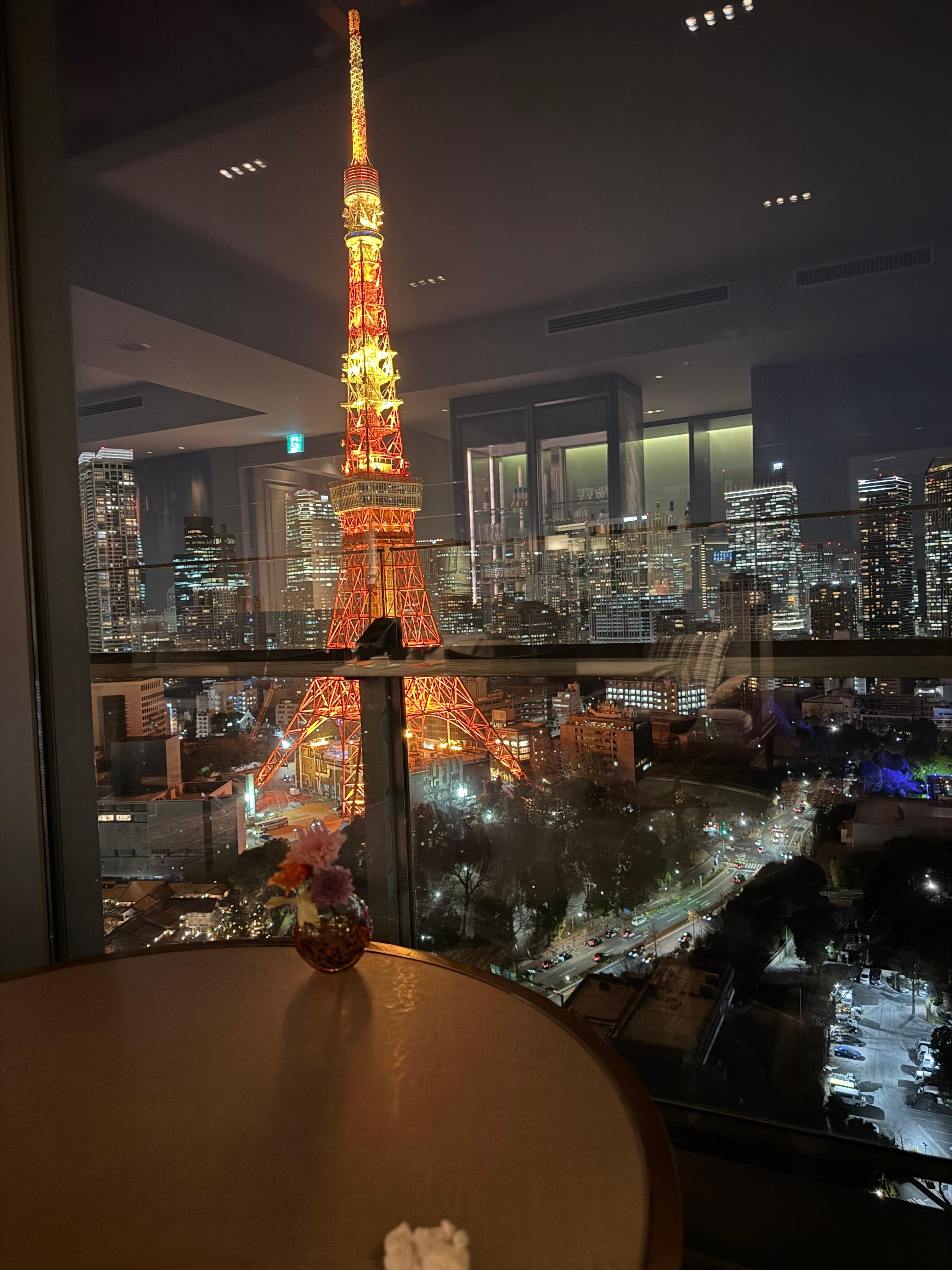 View from 32nd floor club level