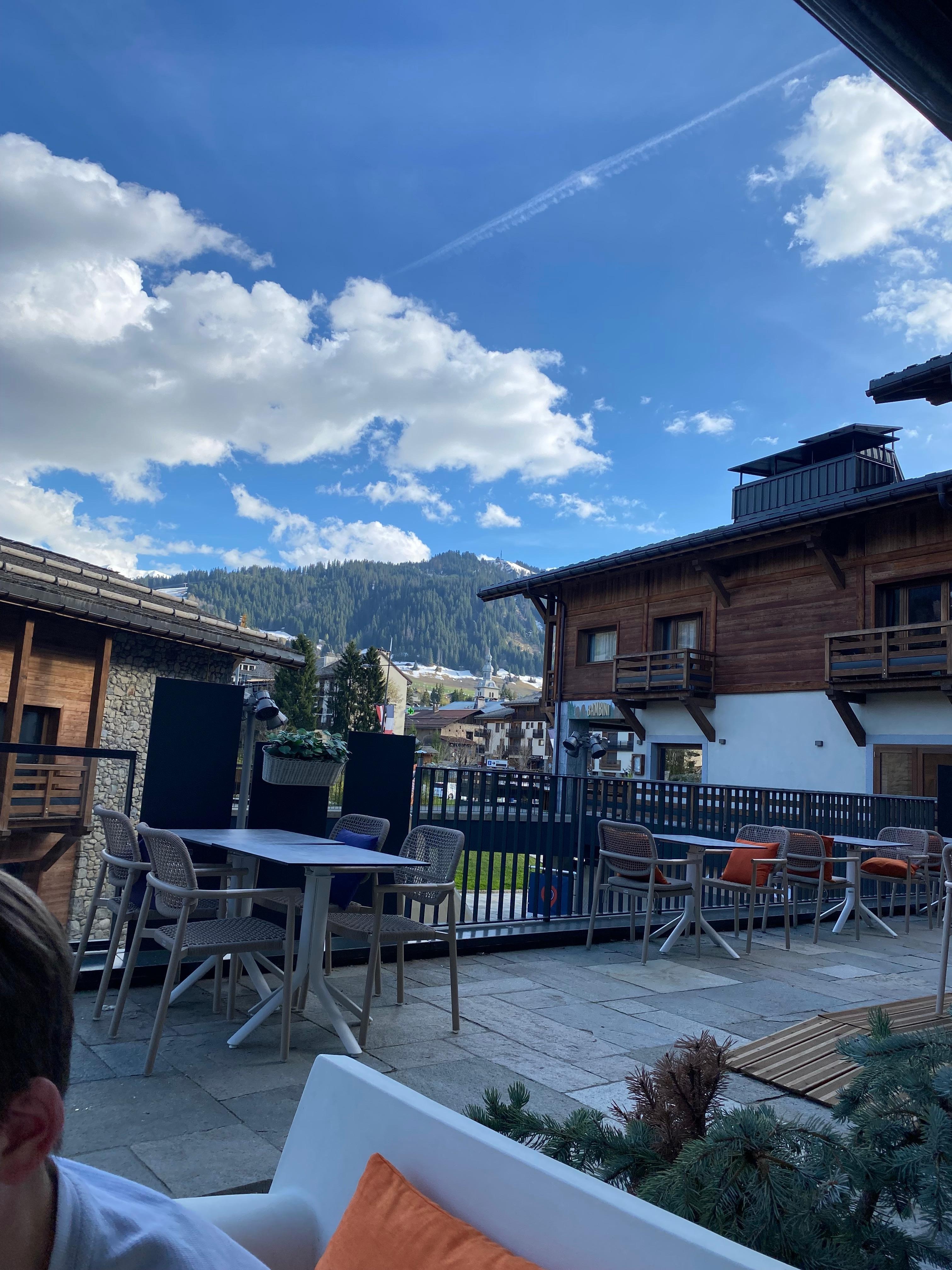 Terrasse du bar et du restaurant 