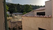 Vue du séjour côté gauche vers la montagne