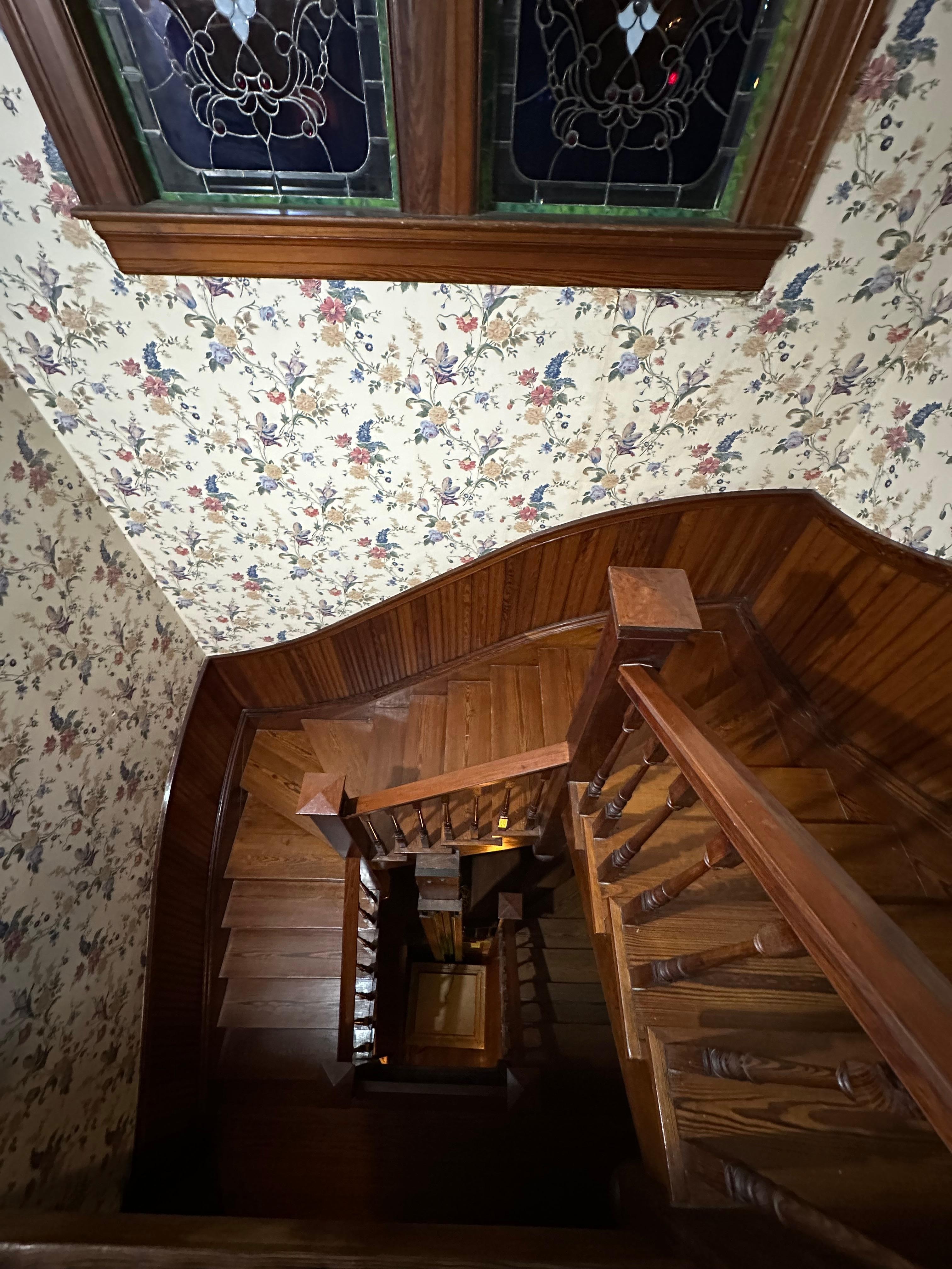 Secondary (servants) stairwell 