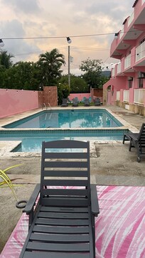 Pool clean sweet