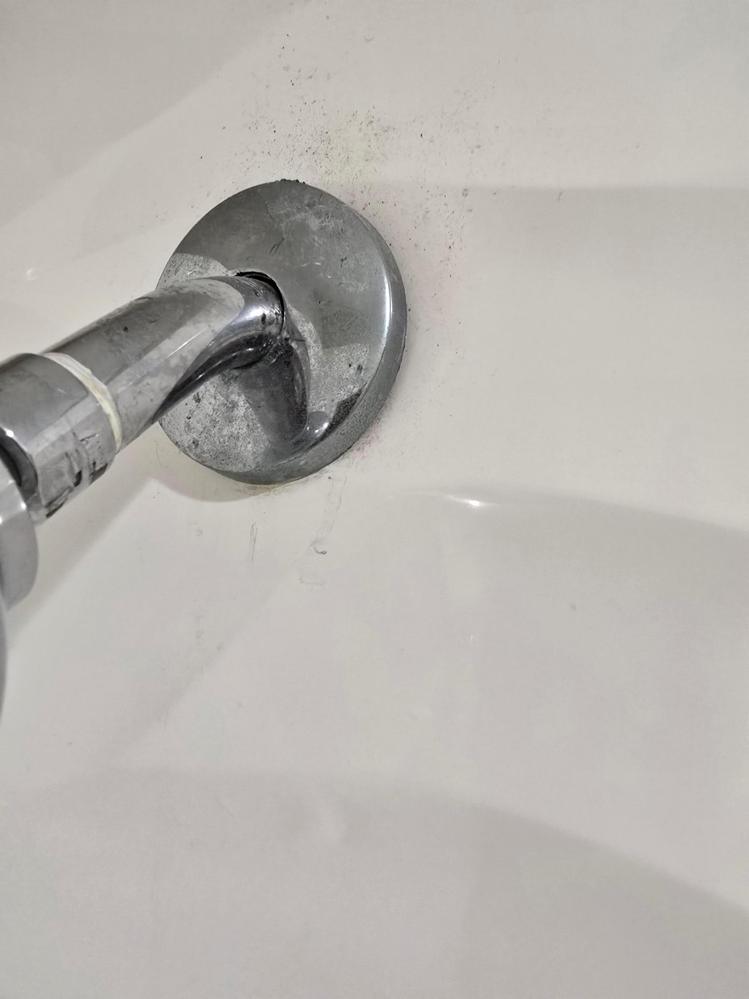 Didn't clean around shower
