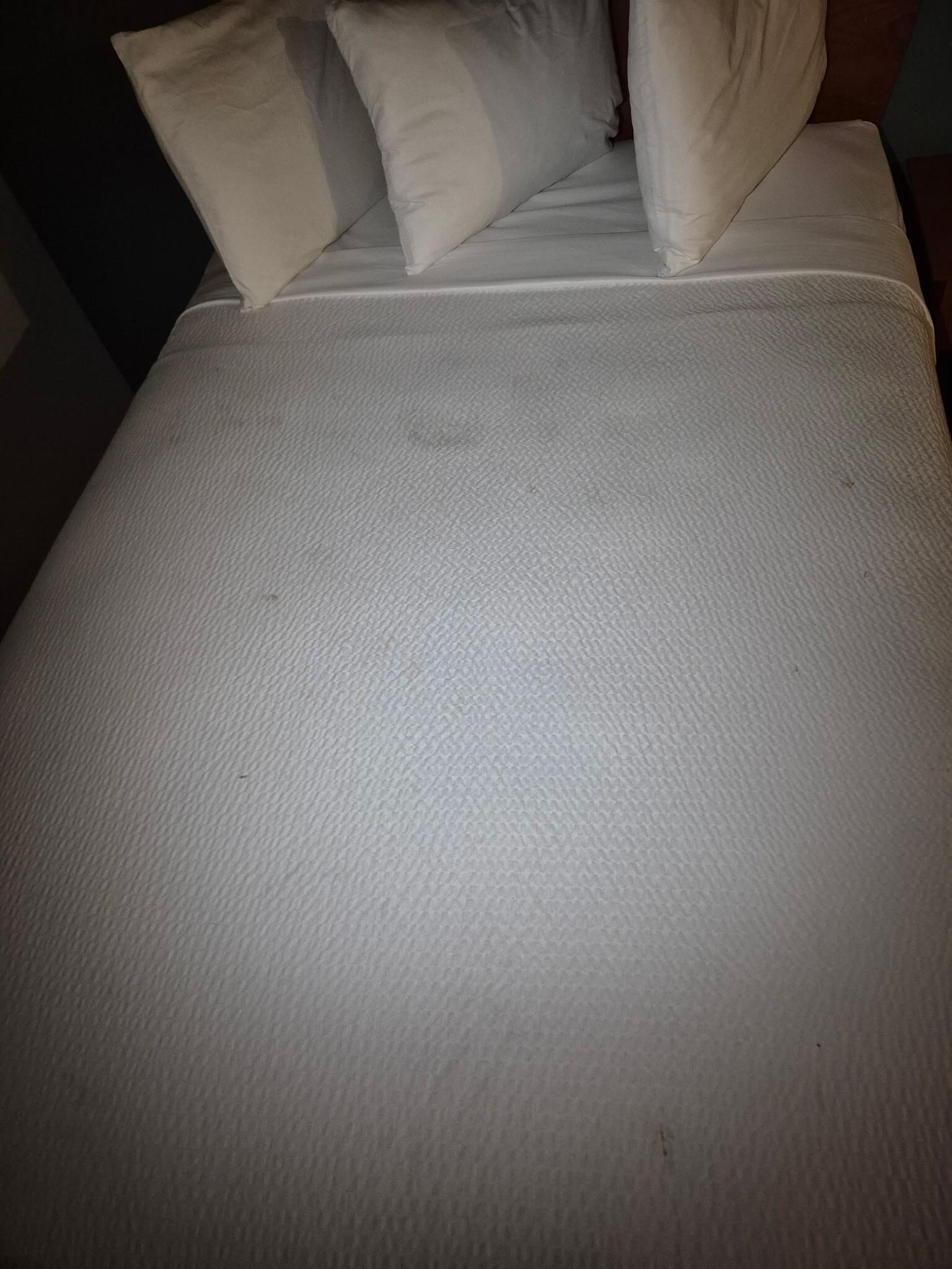 This was in the dark, picture dosent depict how dirty it really was. But you can still see it if you zoom in.