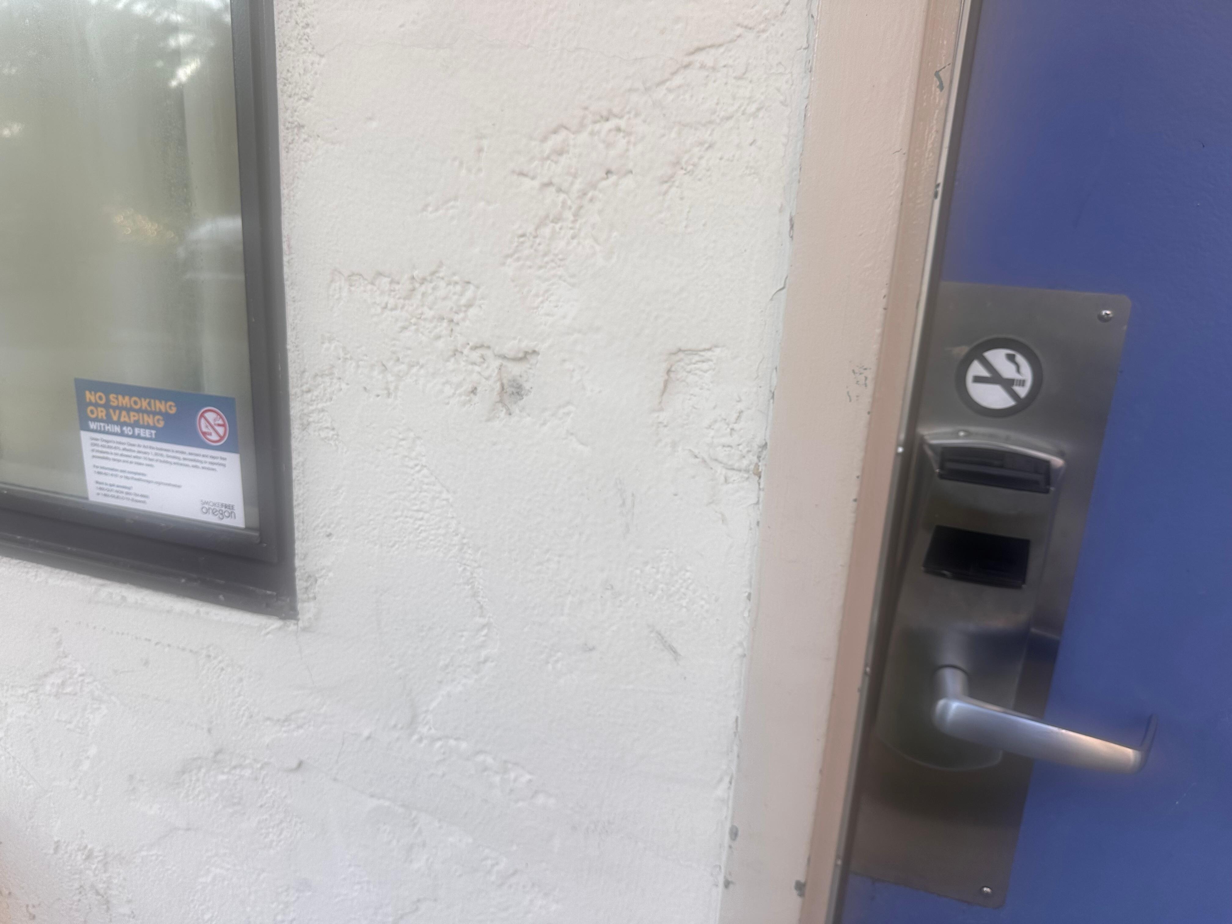 Stated a no smoking room even though it smelled of smoke. 