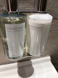 White Company toiletries!