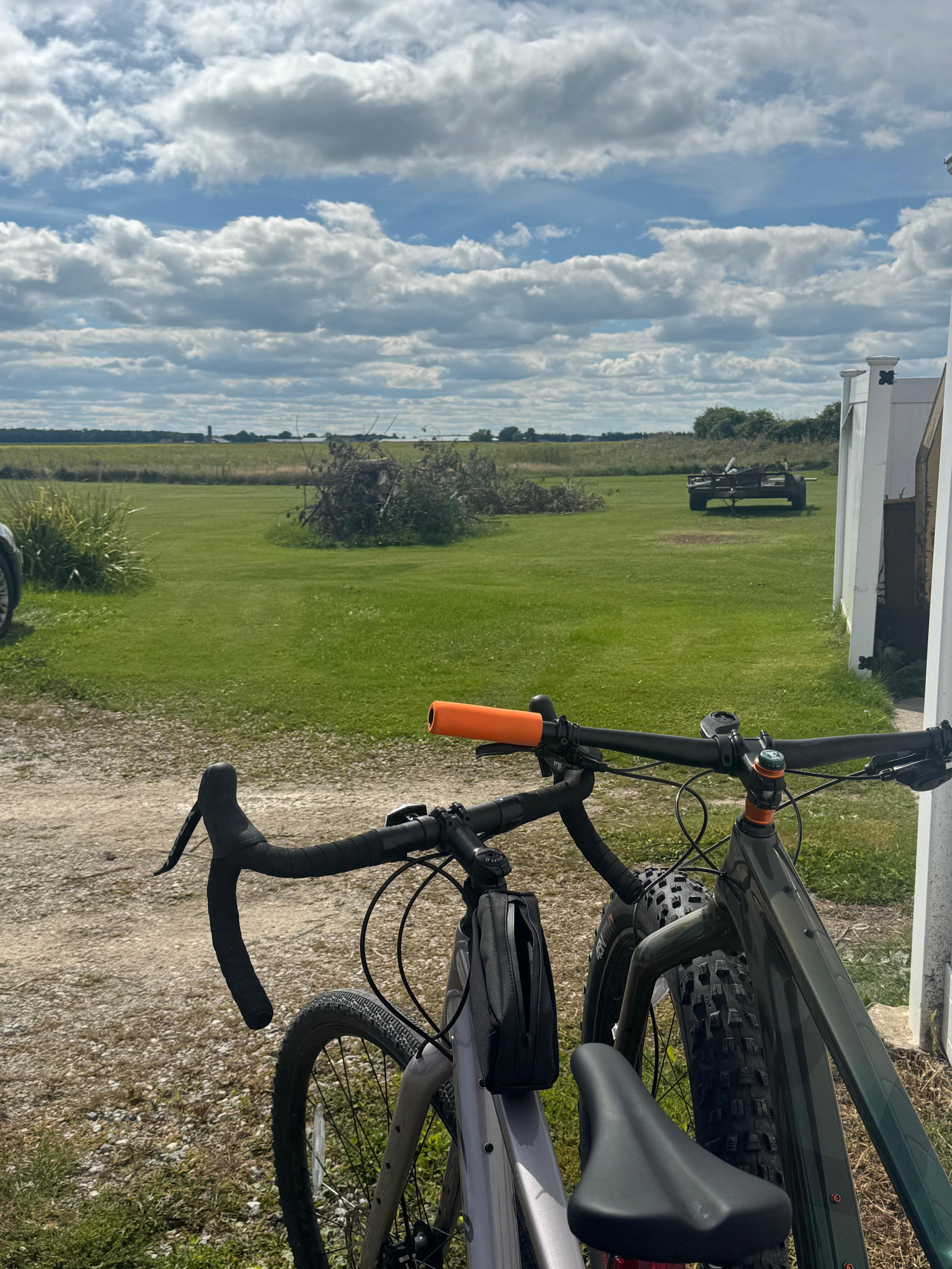 Biked to Williams Inn for rhubarb pie!