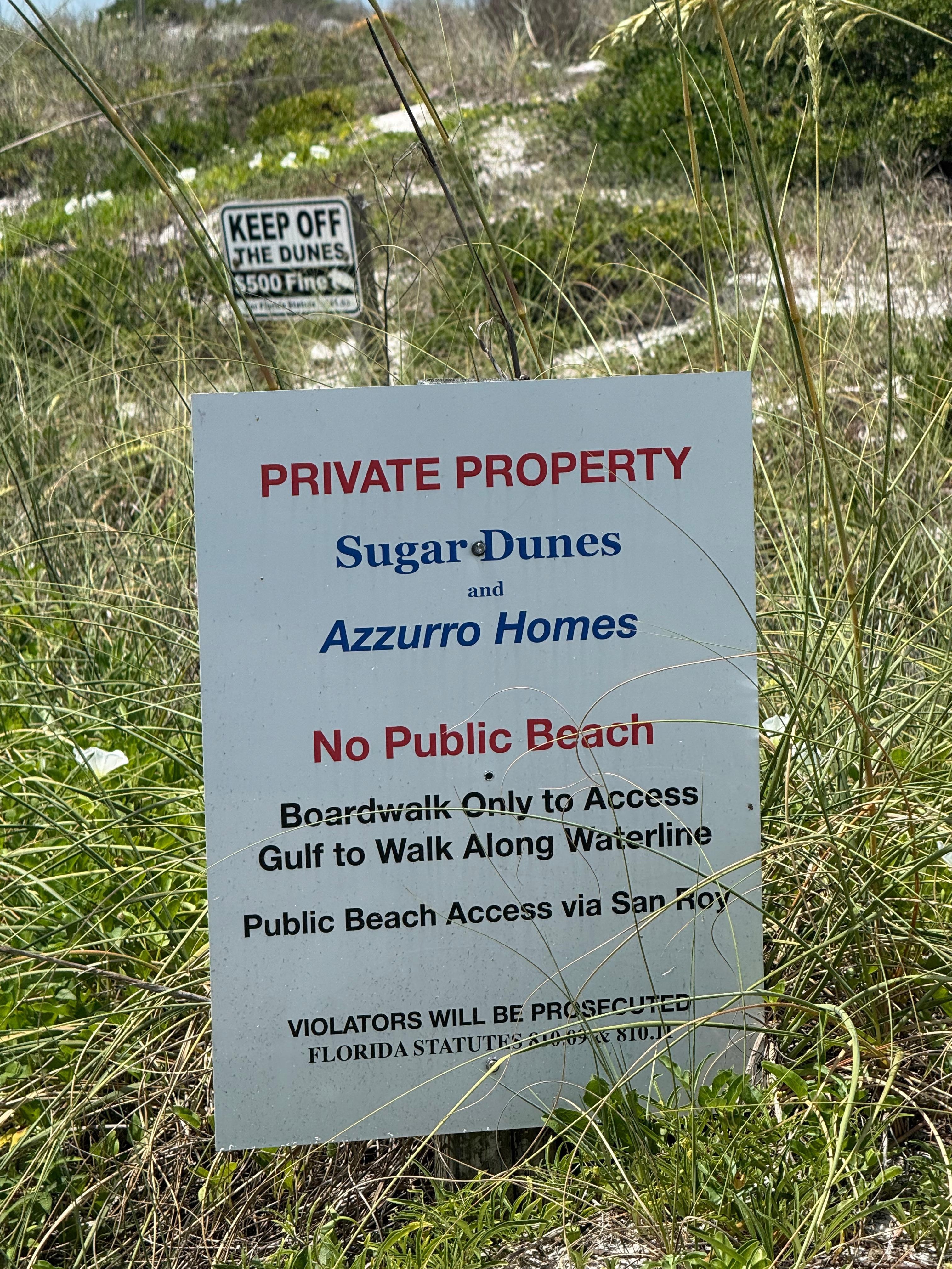 Sign telling you that you can’t setup on this beach