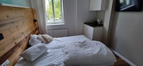 Room / "an apartment "
