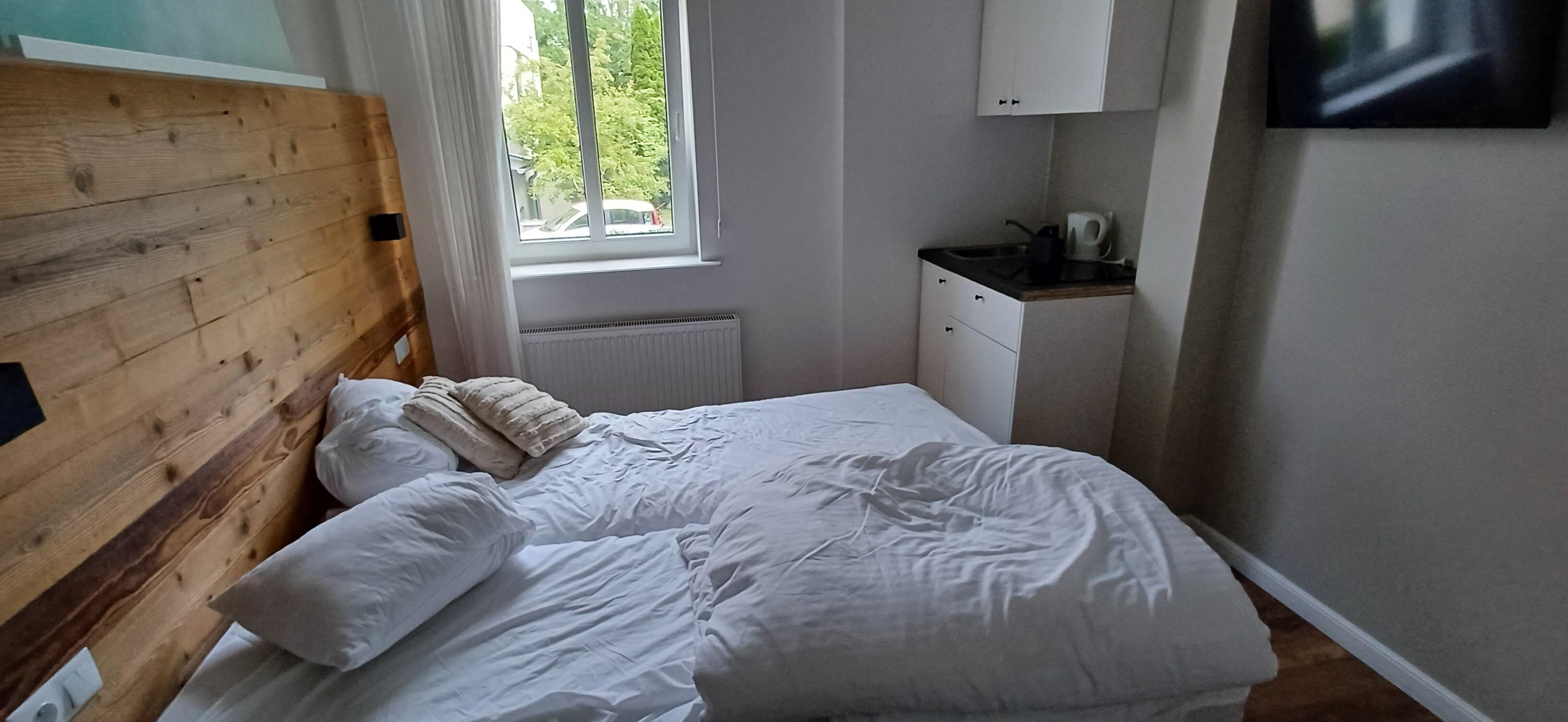 Room / "an apartment "