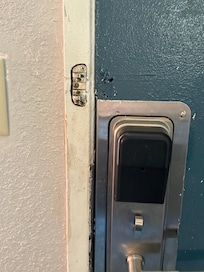 Lock door broke
