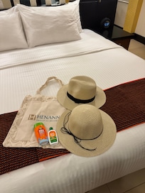 Surprise gifts upon arrival