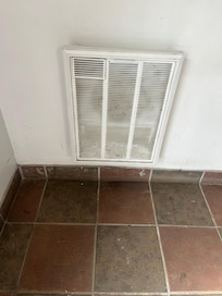 Hallway vent