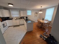 Kitchen/ Dining Table