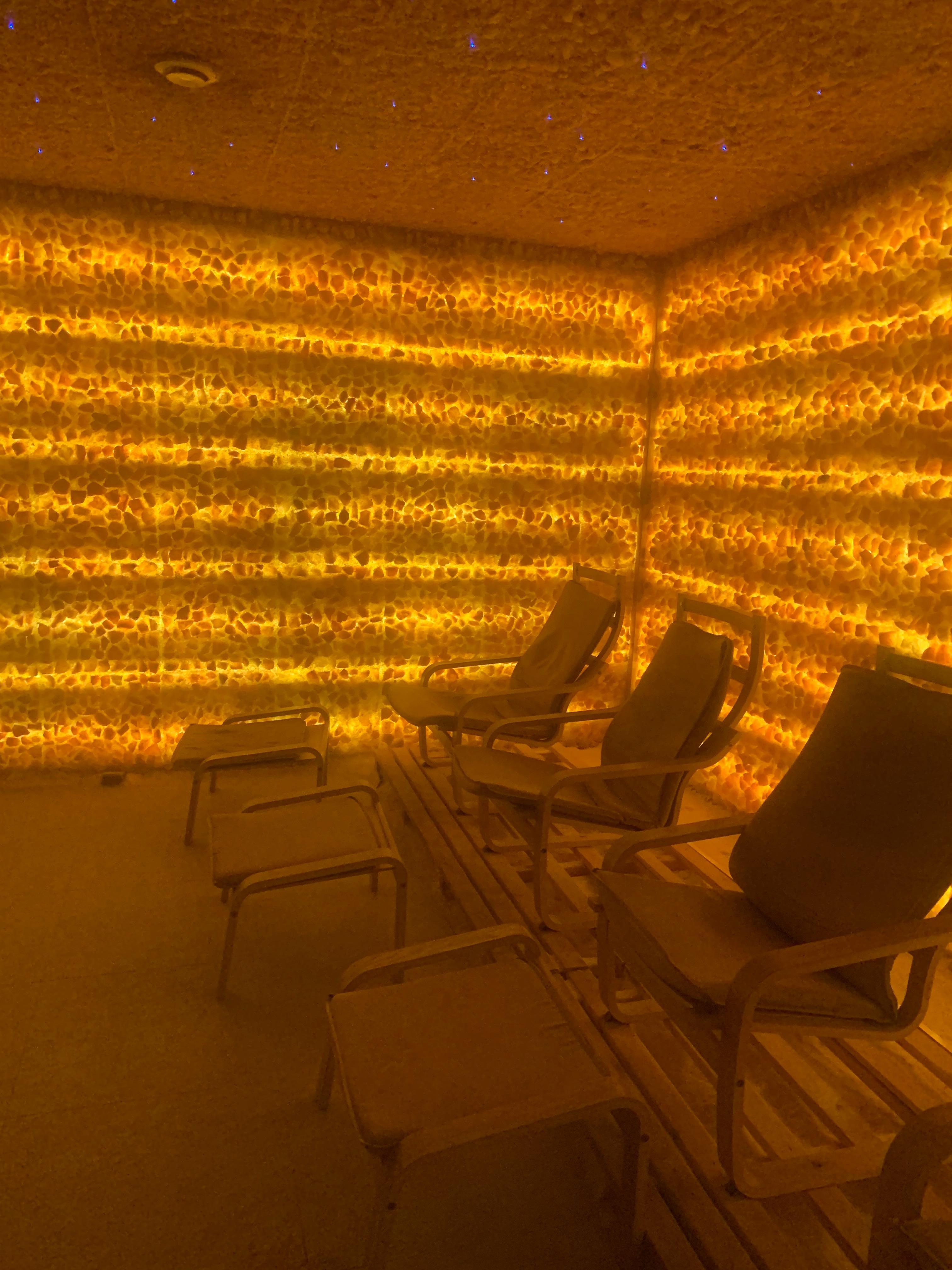Teznia- salt room