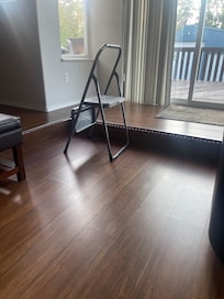 Living room to the deck