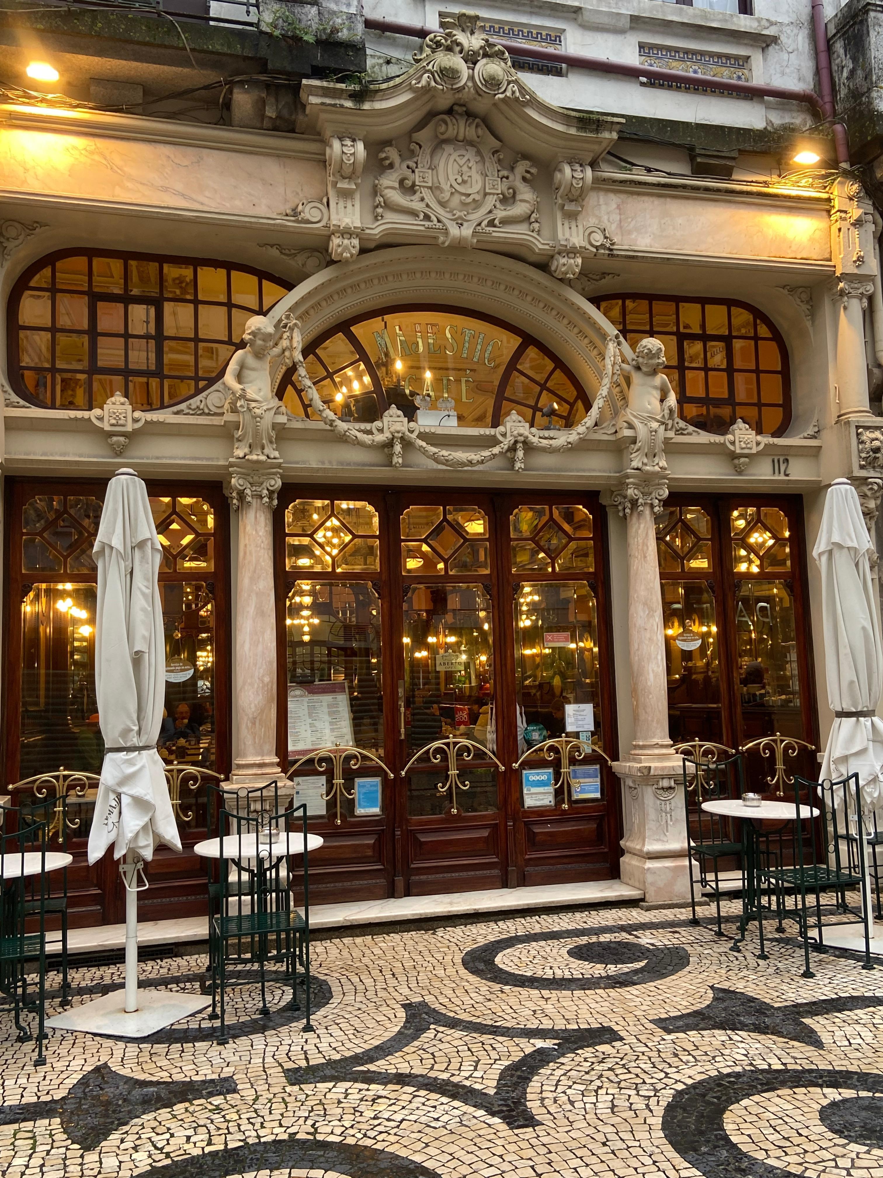 Cafe majestueuse 