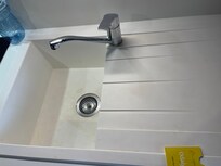 Dirty kitchen sink