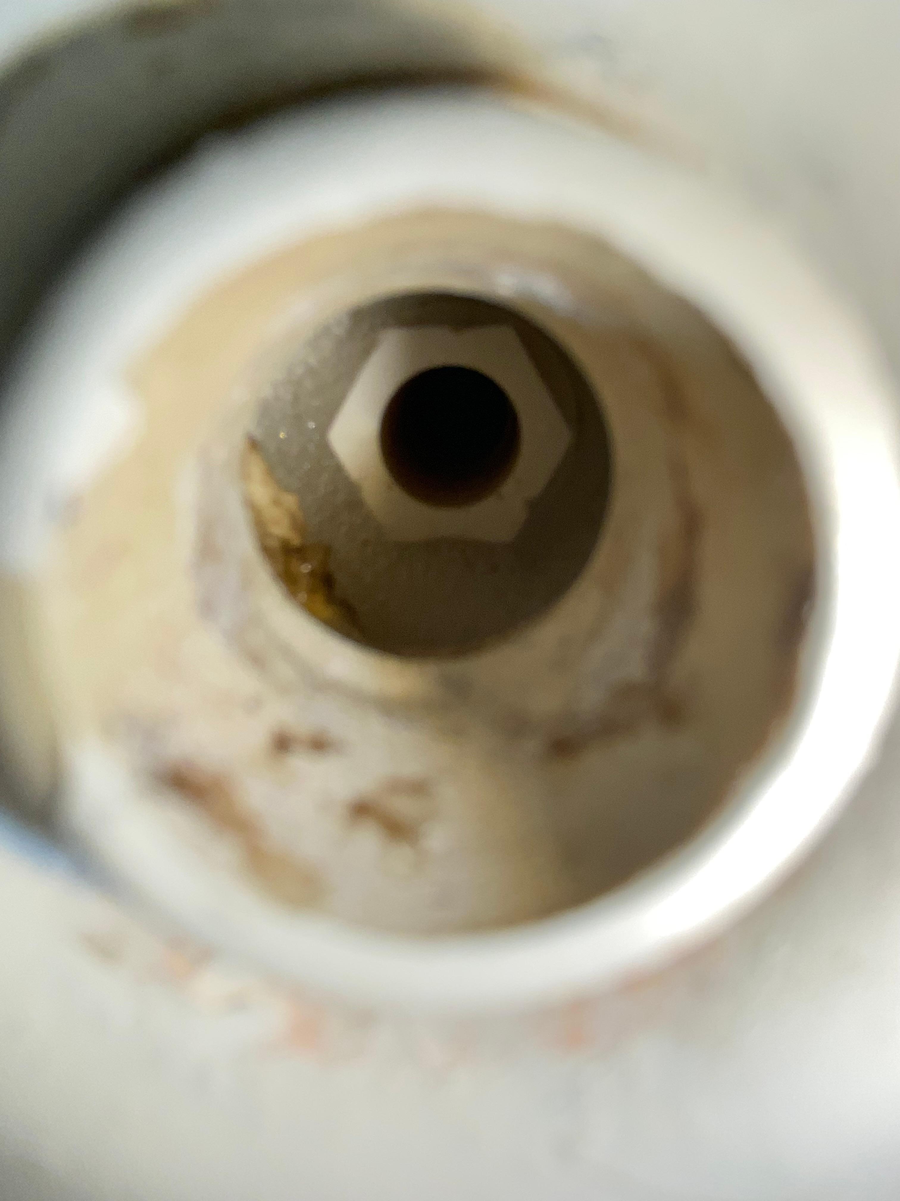 Unsanitary jets for bathtub