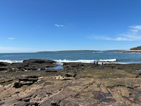 Wonderland Hike - 6 minute drive away