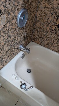 Unfortunately the handle came off in my shower and I was unable to turn the water off, but maintenance fixed it quickly except for a slow drip