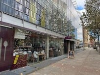 Great place for breakfast next to the hotel