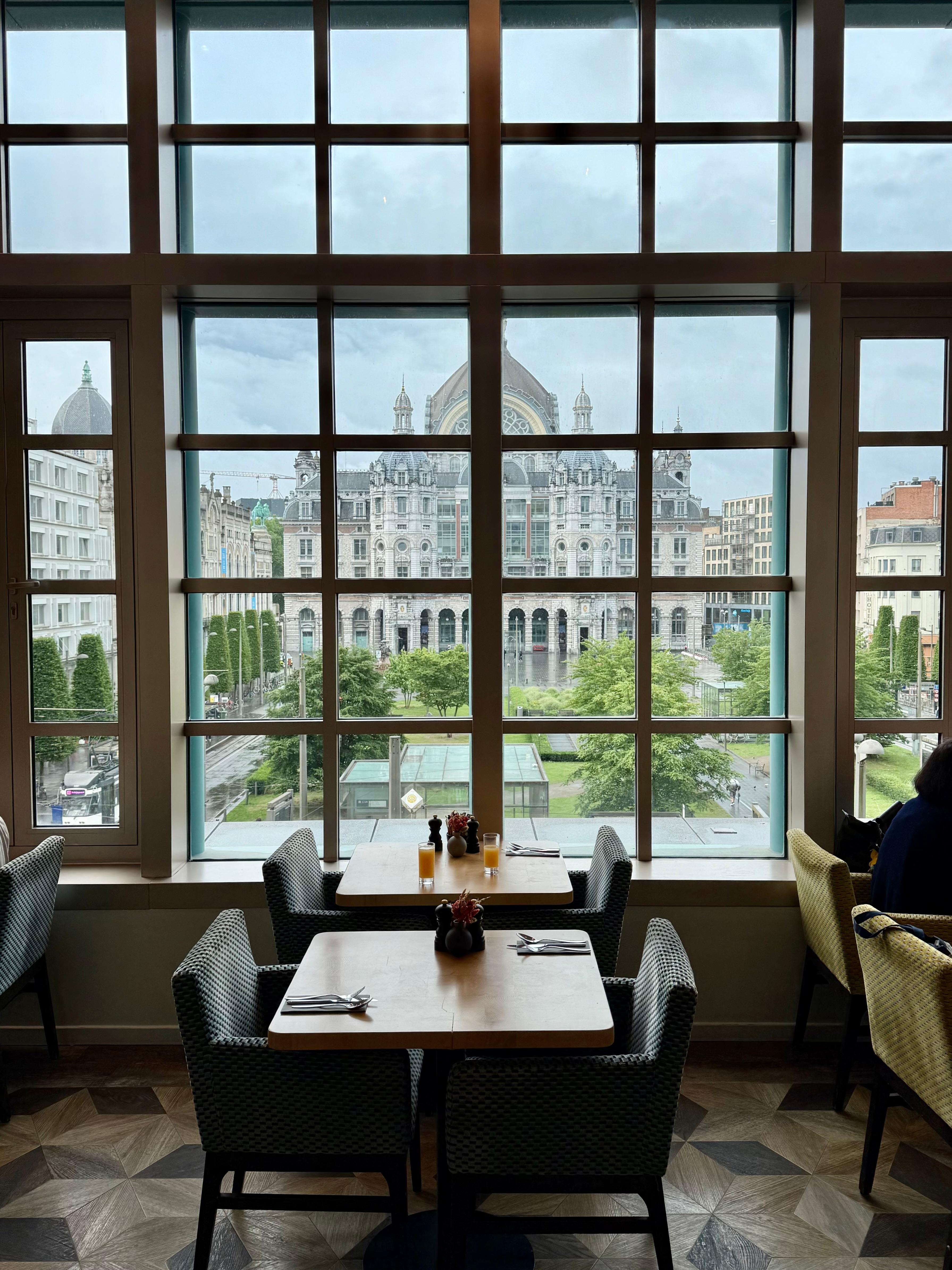 Uitzicht vanuit ontbijt zaal