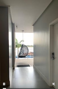 Corredor dos apartamentos