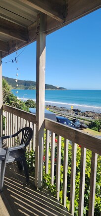 Veiw towards te kohanga (shipwreck bay)