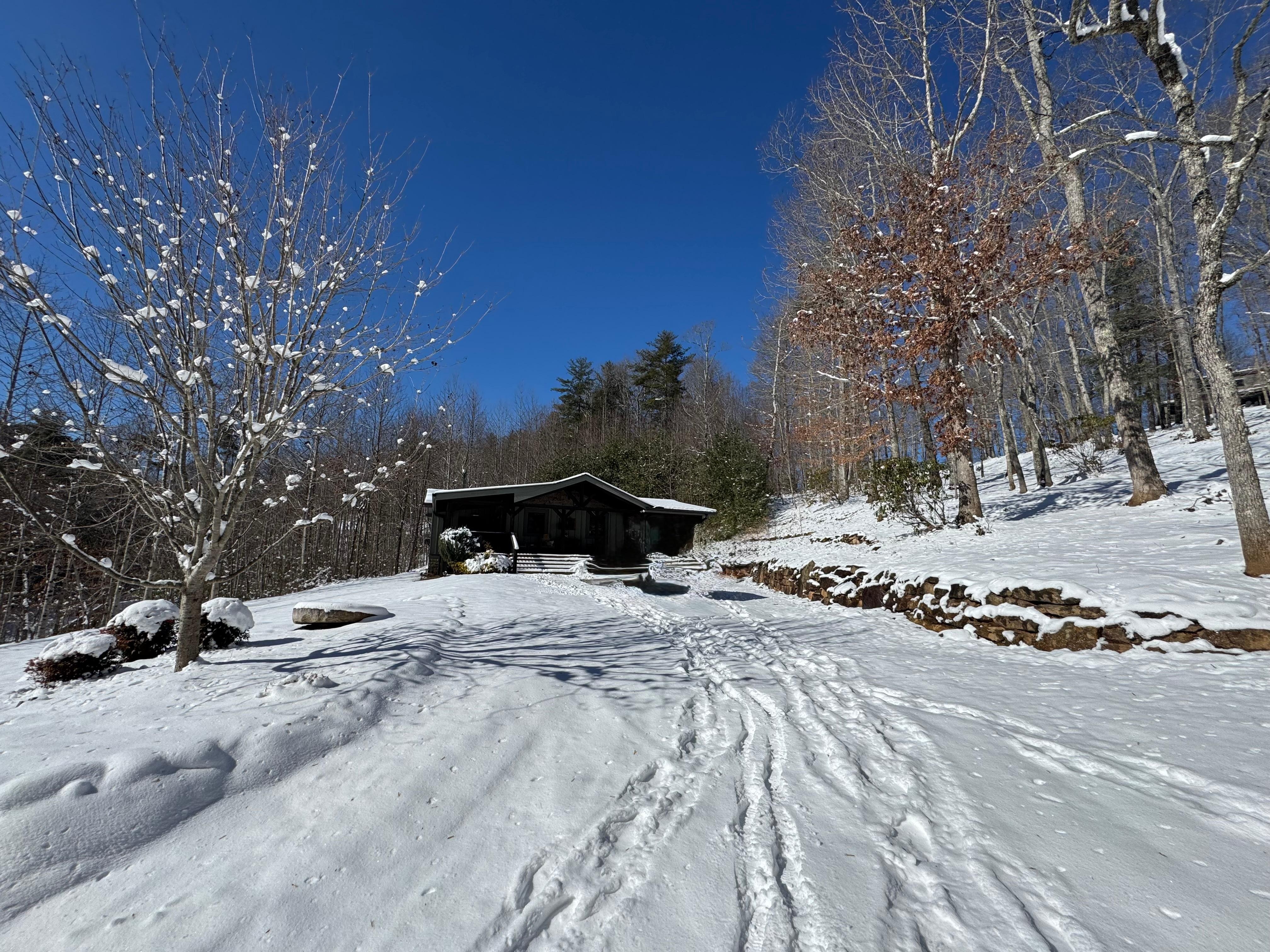 We were there with a weekend snowstorm 😁