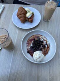 Coffee Club - 2 minute walk from building