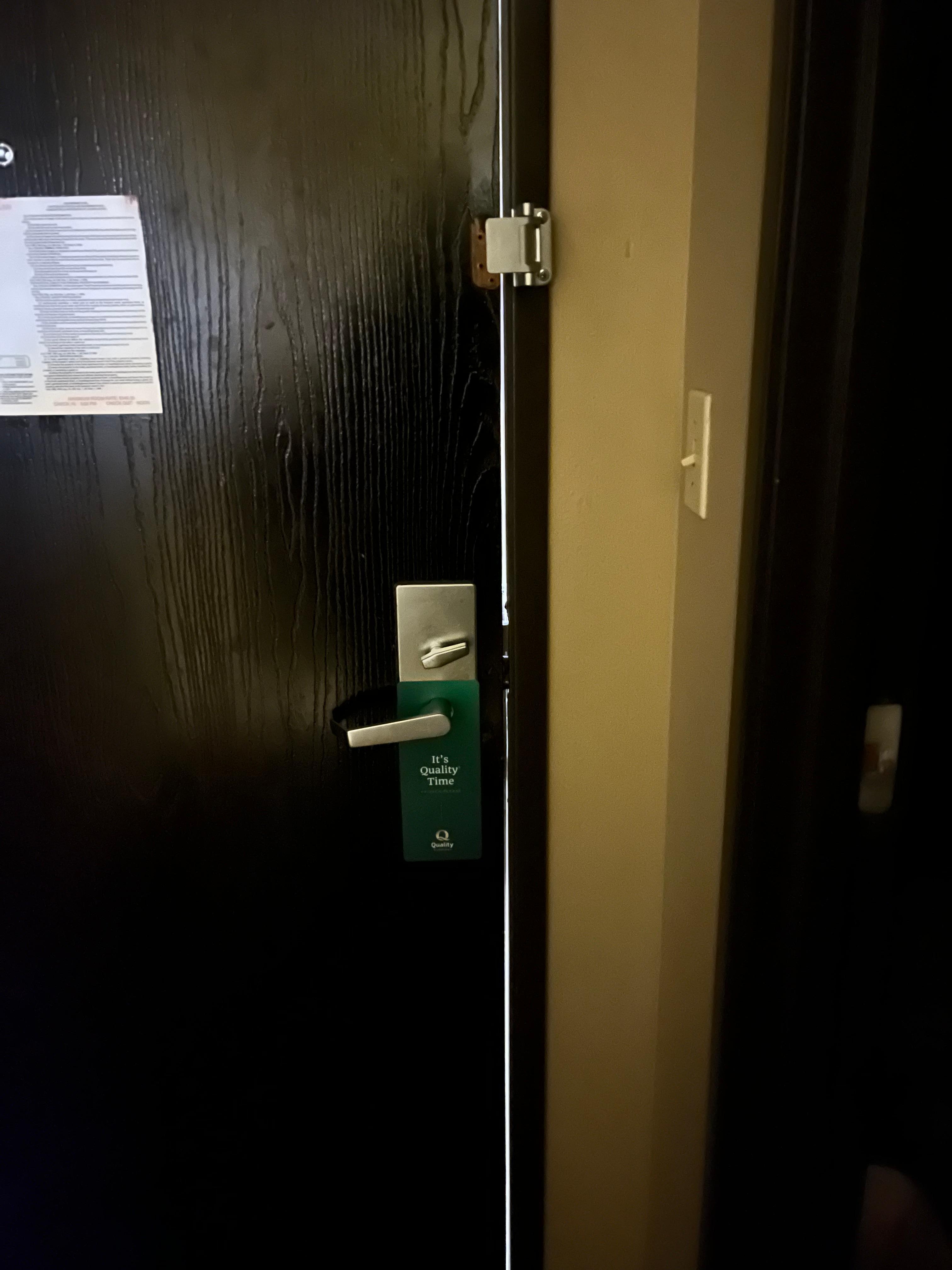 Gap in door. Not safe. 