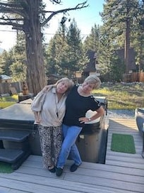 Hot tub was clean and jets were awesome!!! ...Great for late night dip and morning coffee sip!!!