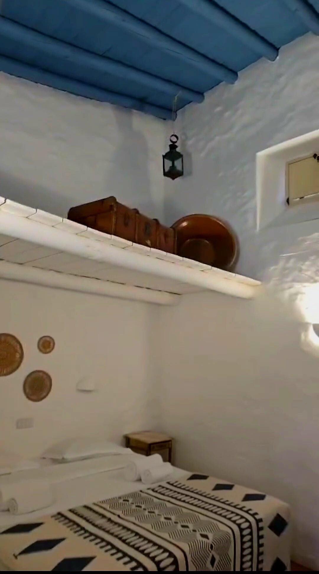 Habitacion con cama de matrimonio 