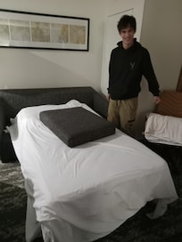 The room was perfect, had a very nice clean scent, and well stocked.