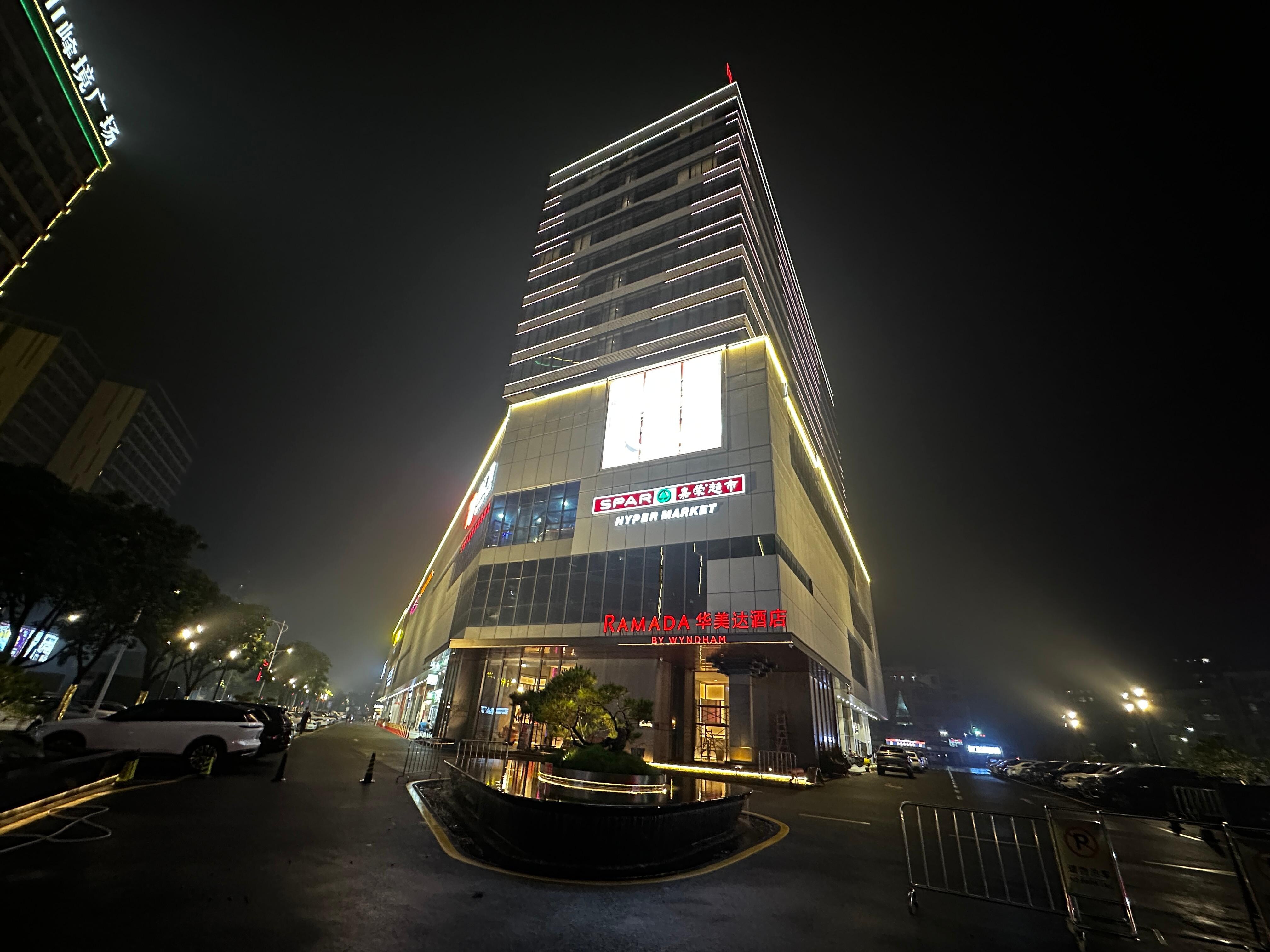 晚上酒店樣貌