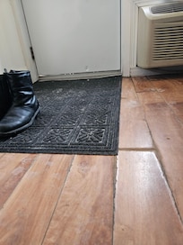 Le jour de la porte c était froid