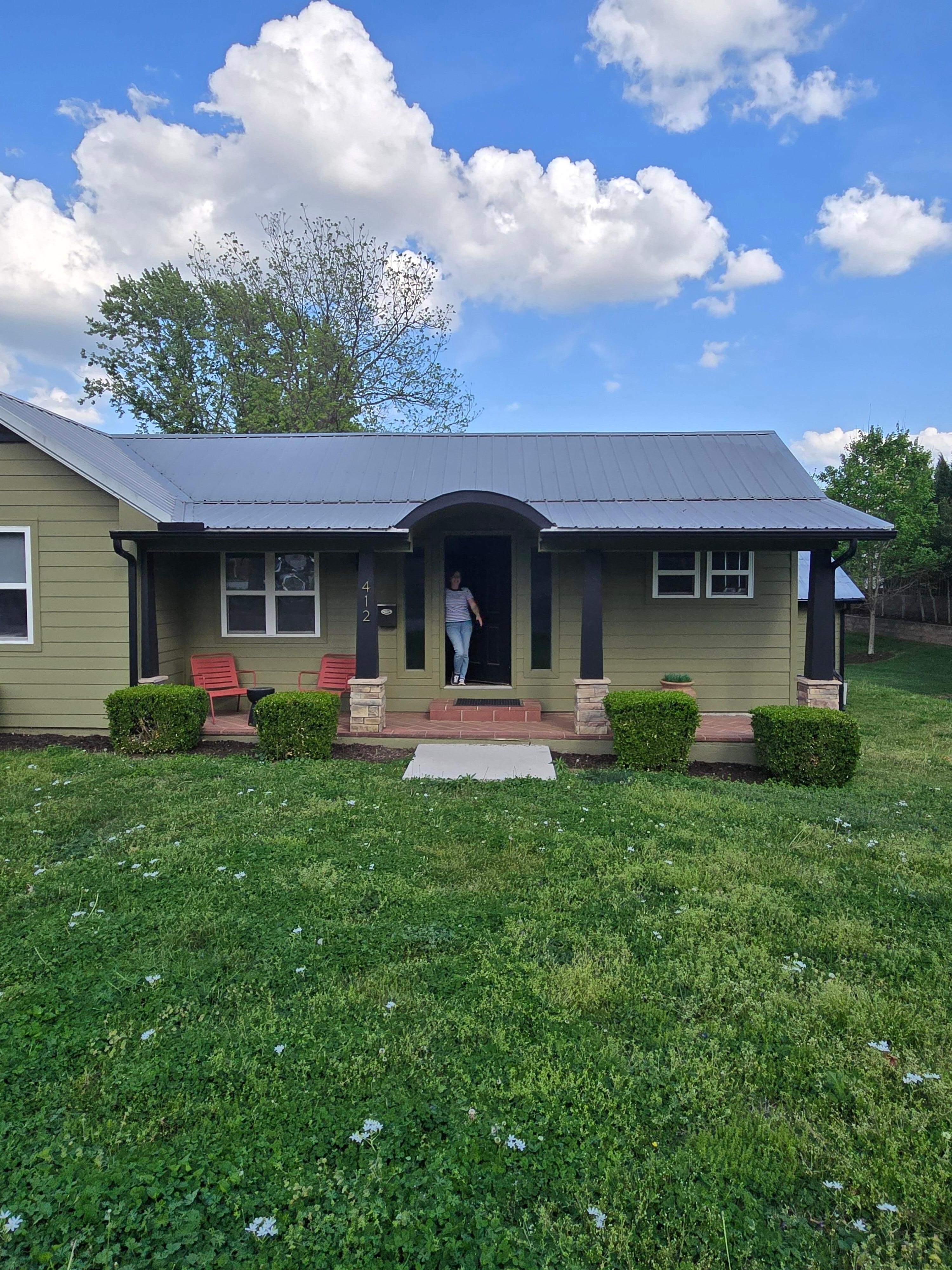 We loved are stay here!  So clean and we were very comfortable.   