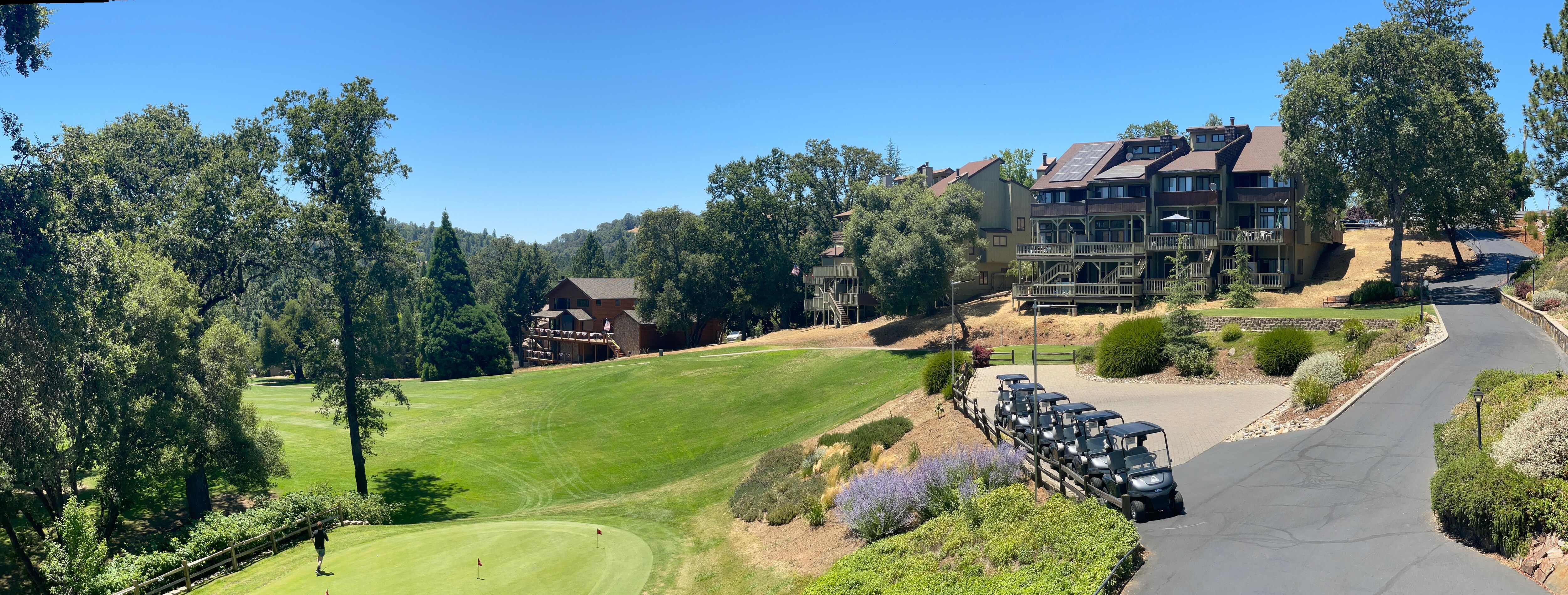 Panorama including the unit (all the way to right)