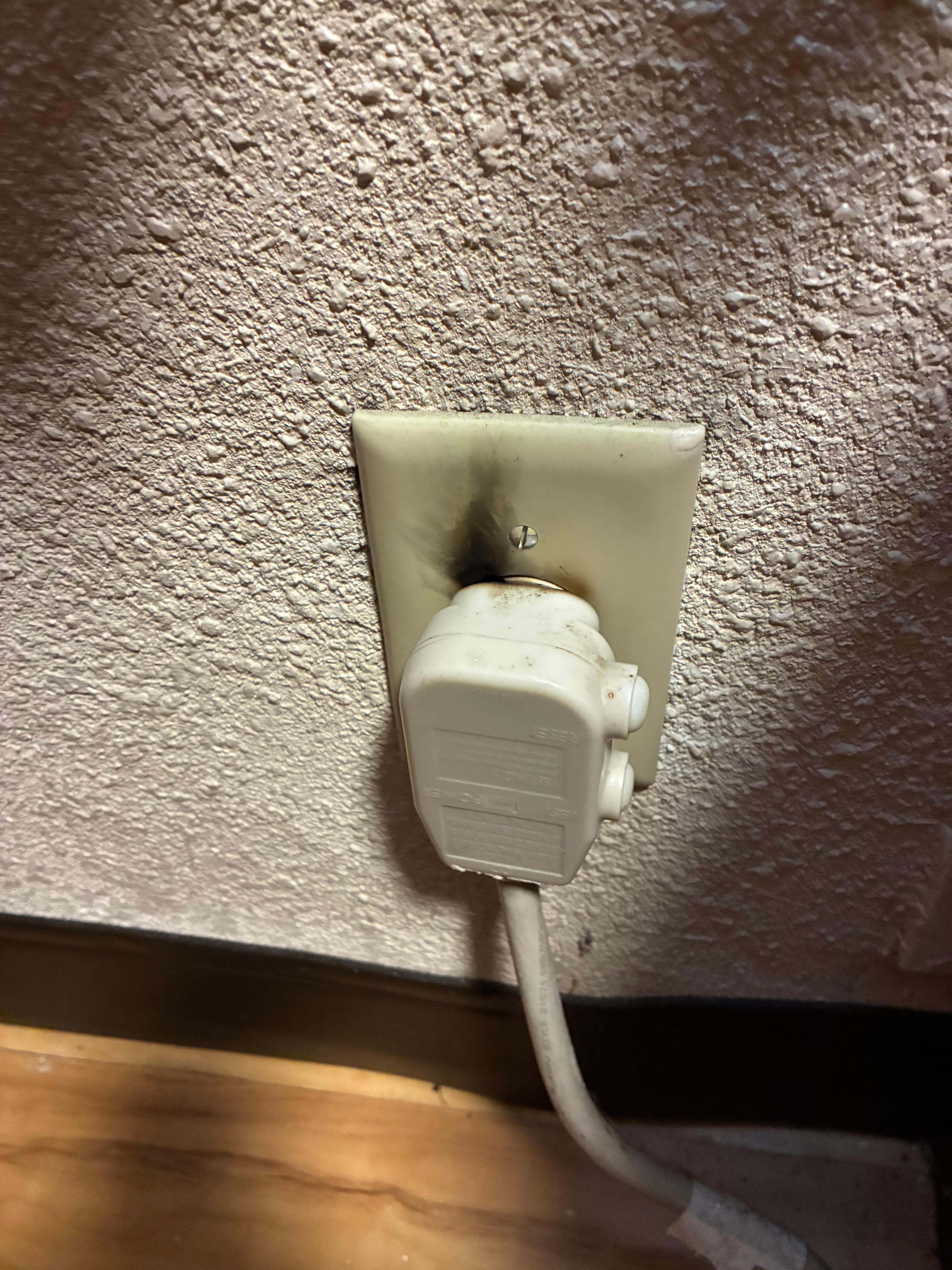 Plug for heat/ac unit