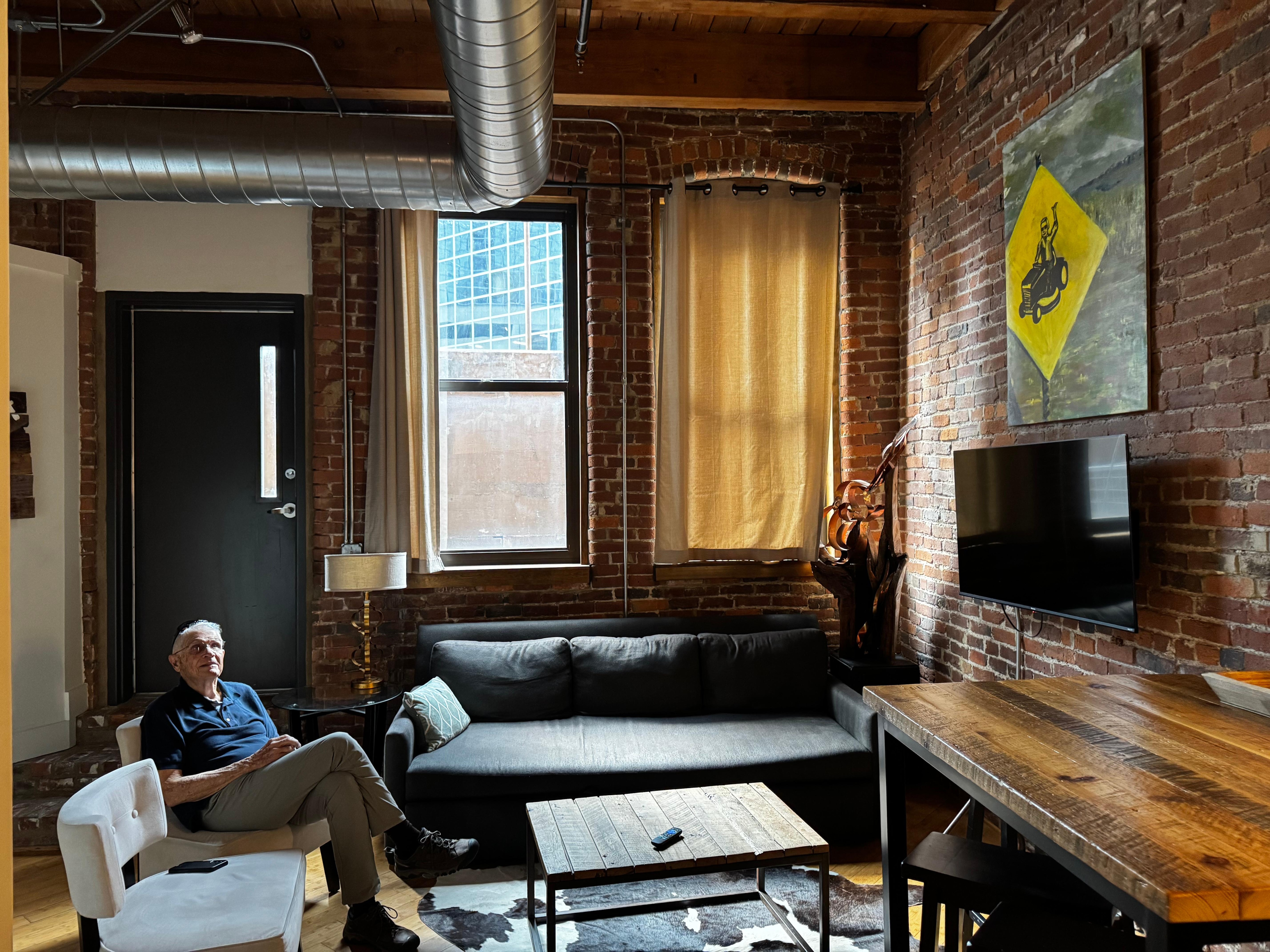 There’s plenty of seating in the living area. The view isn’t great because of the big stone wall outside, but it didn’t matter too much because we were always on the go.