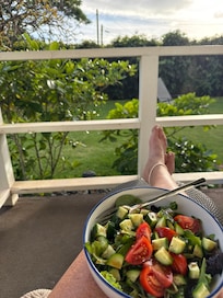 Relaxing dinners on the lanai
