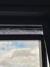 Telarañas en la ventana
