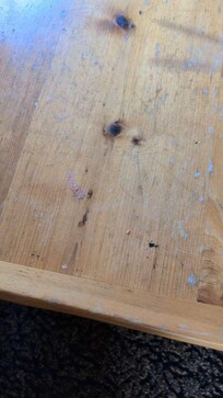 Table not cleaned and sticky all over